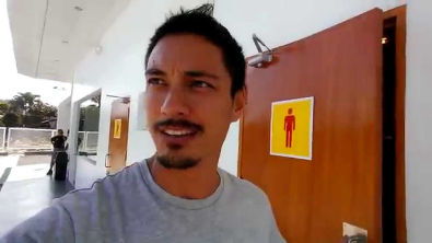 ipiranga This is a real gas station toilet.  Seriously.